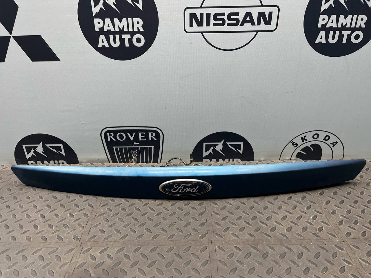 Накладка крышки багажника Ford Mondeo/3 2000-2007