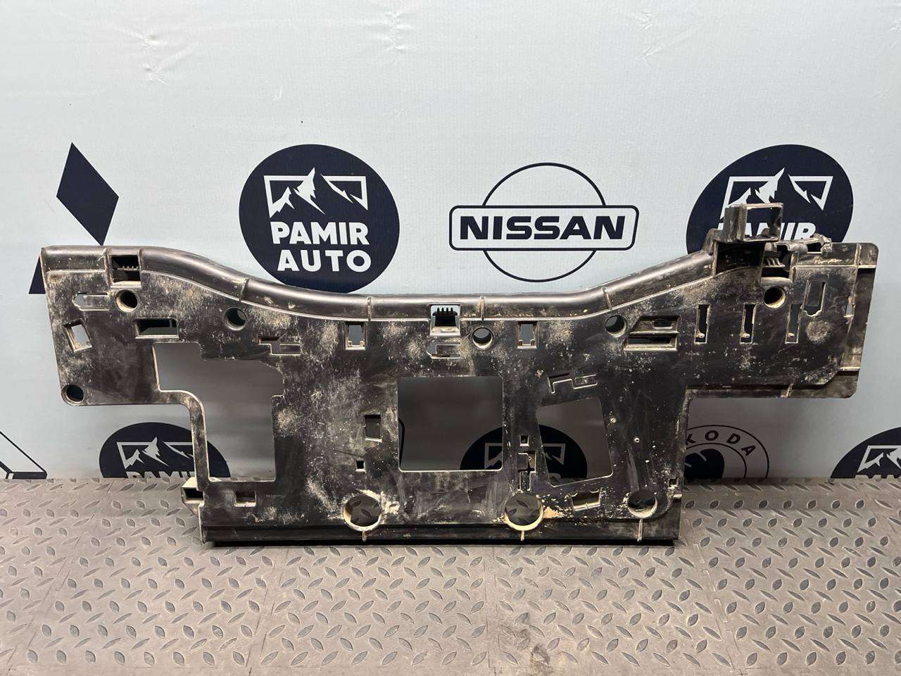 Накладка багажника Mercedes C/W202 1993-2001