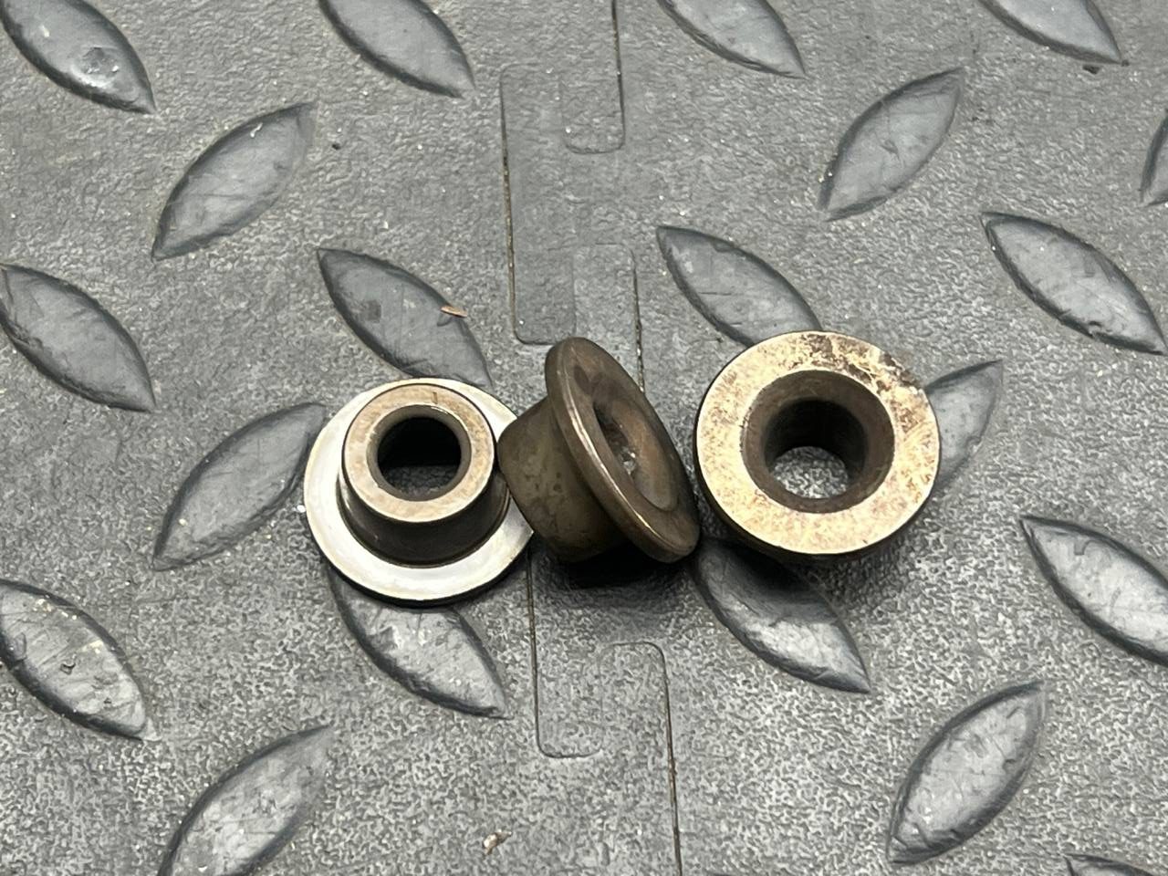 Тарелка пружины клапана Ford Mondeo/3 2000-2007