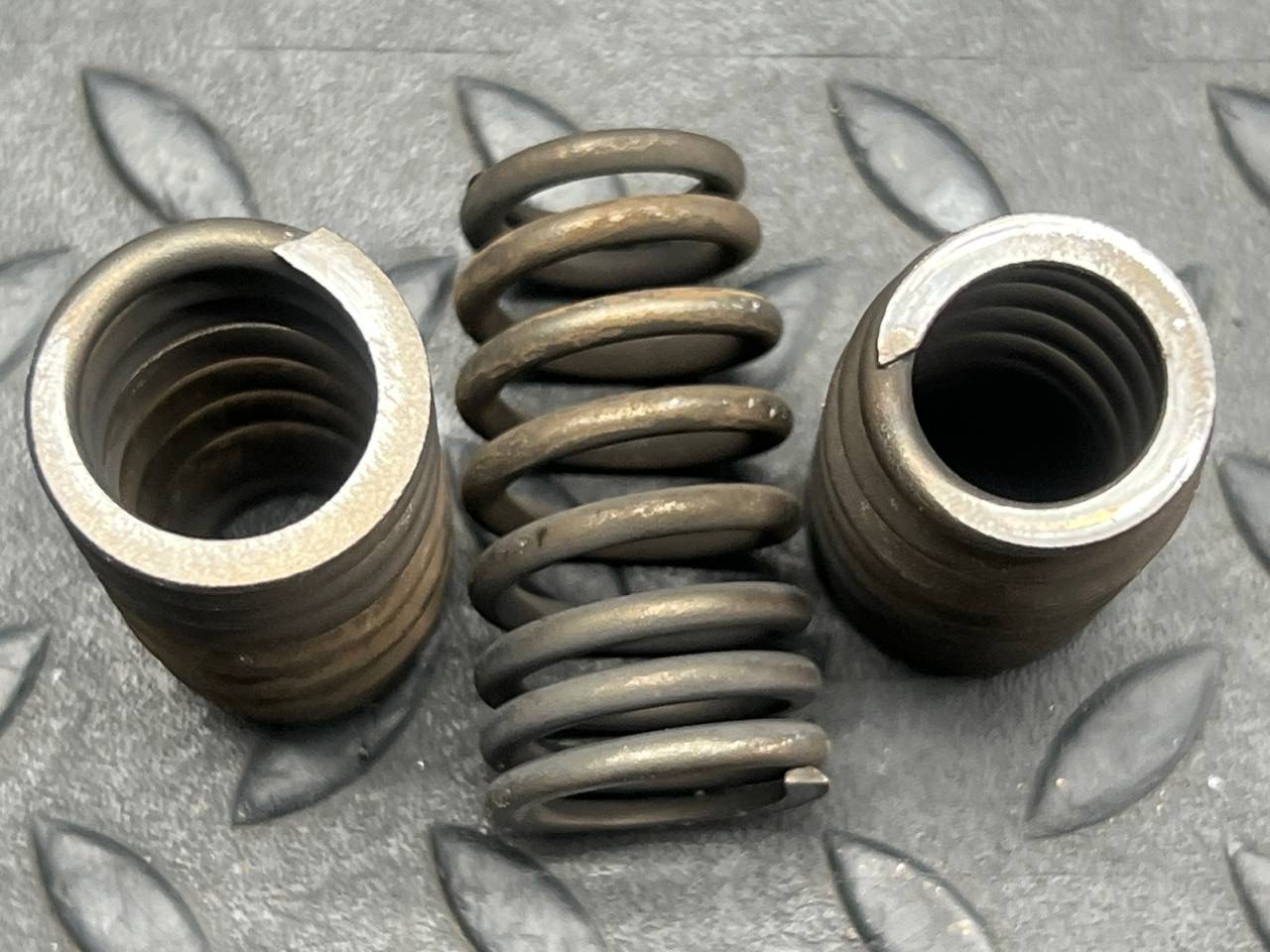 Пружина клапана Ford Mondeo/3 2000-2007