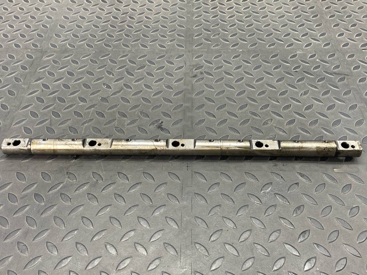 Ось коромысел Ford Transit 2000-2006