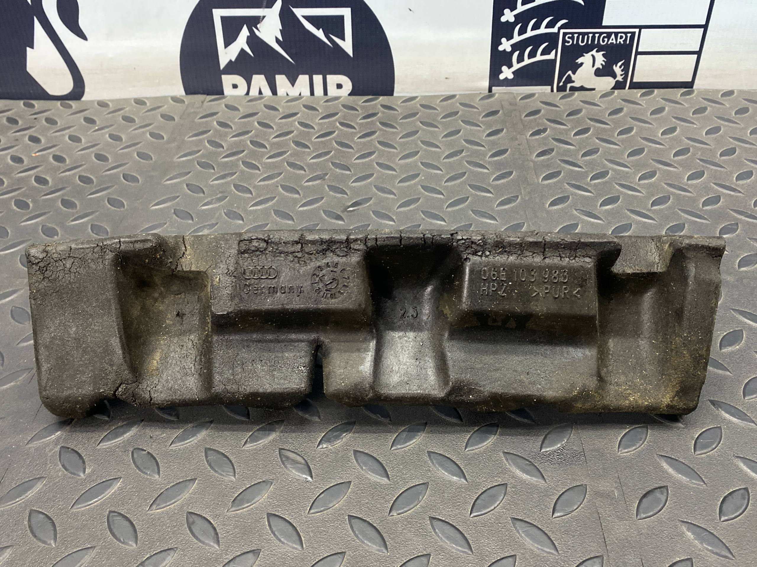 Шумоизоляция впускного коллектора Audi A6/C7 2011–2018