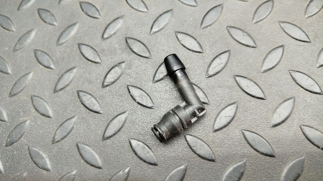 Трубка цилиндра сцепления Peugeot Expert/2 2007-2016