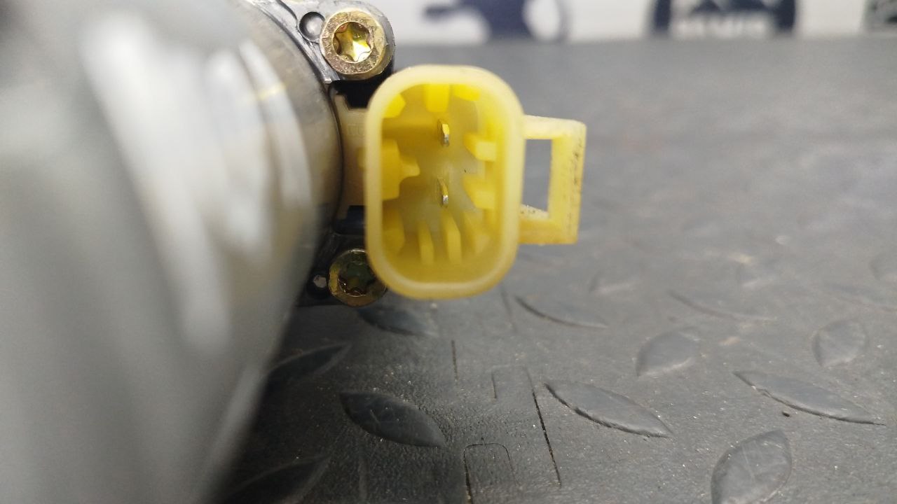 Моторчик стеклоподъемника передний левый Mercedes M/W163 1997-2005 — изображение 4