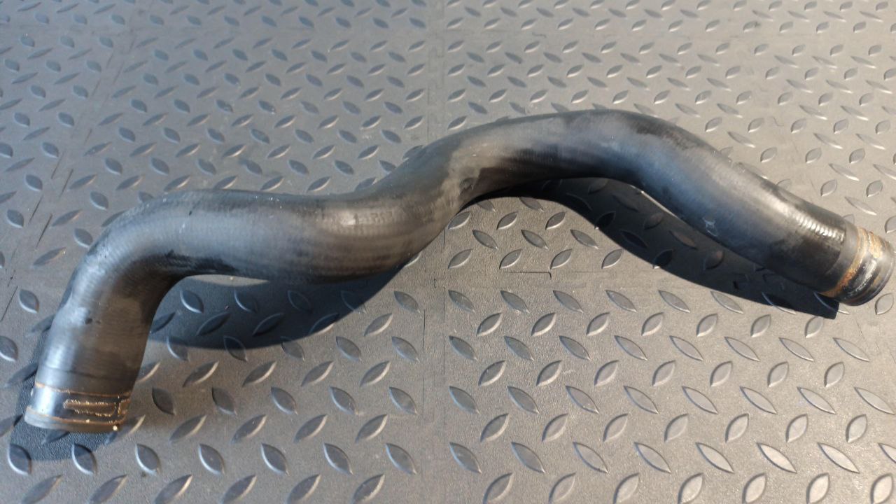 Патрубок ОЖ Ford Transit 2000-2006