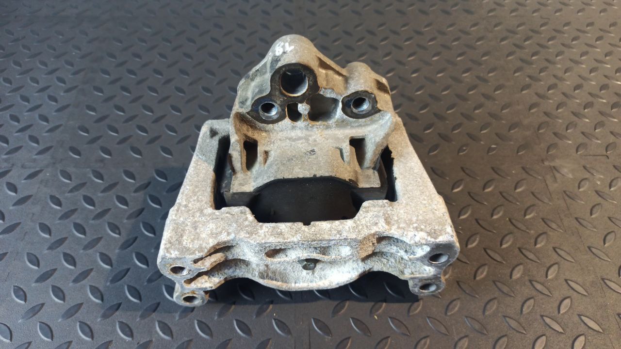 Опора двигателя Ford Transit 2000-2006