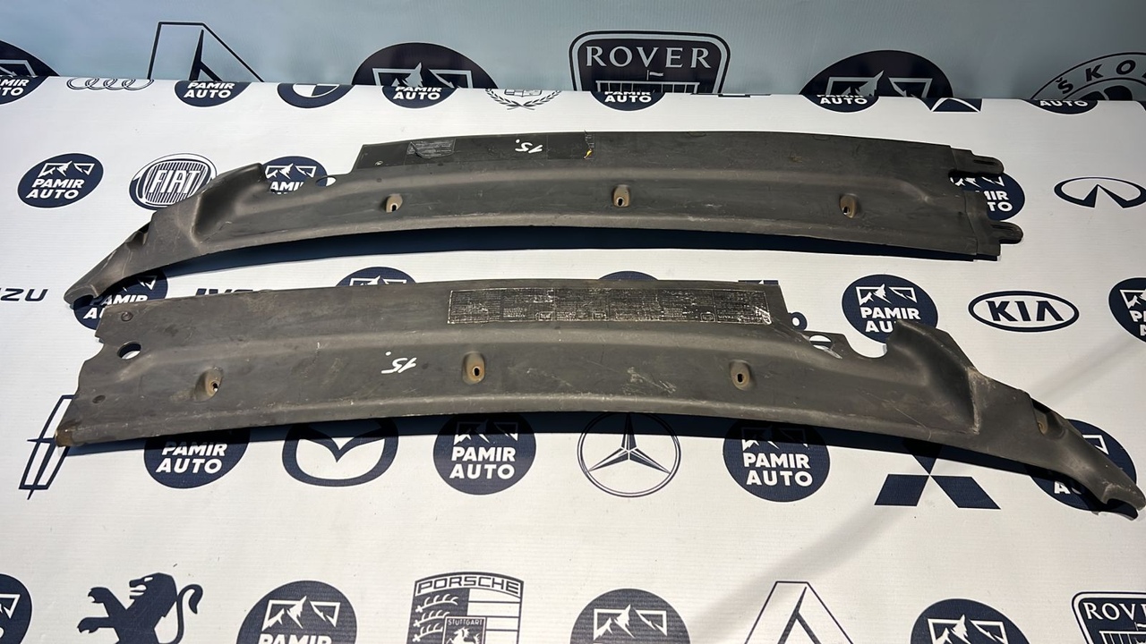 Решетка под лобовое стекло (Жабо) Opel Movano/A 2003-2010