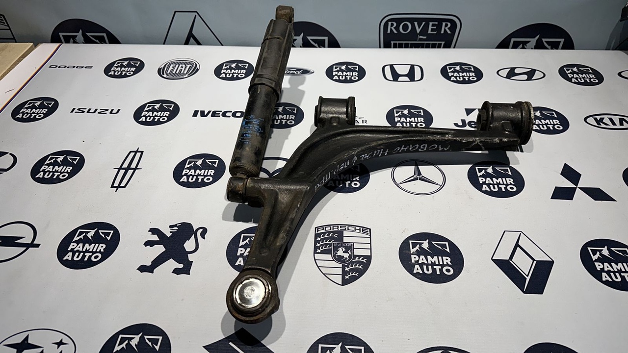 Рычаг передний левый Opel Movano/A 2003-2010