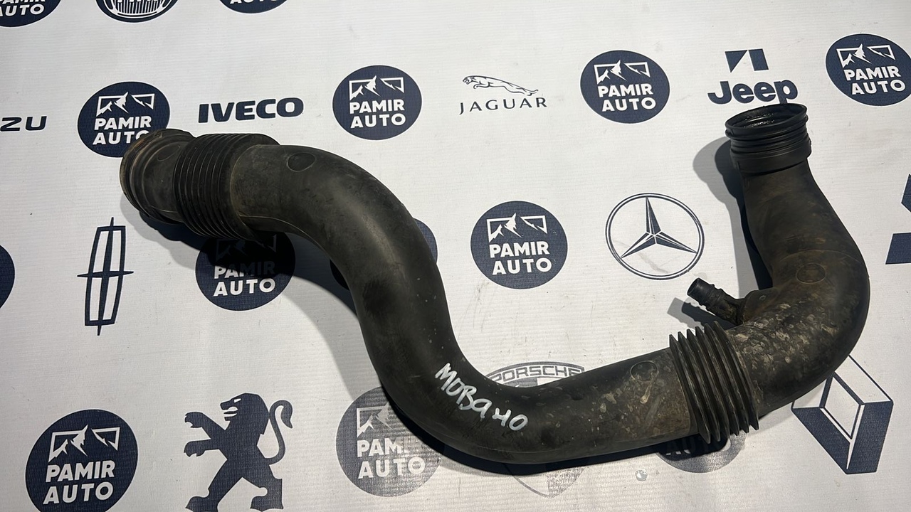 Патрубок интеркулера Opel Movano/A 2003-2010