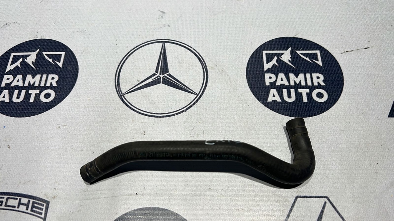 Патрубок ОЖ Mercedes E/W210 1995-2003