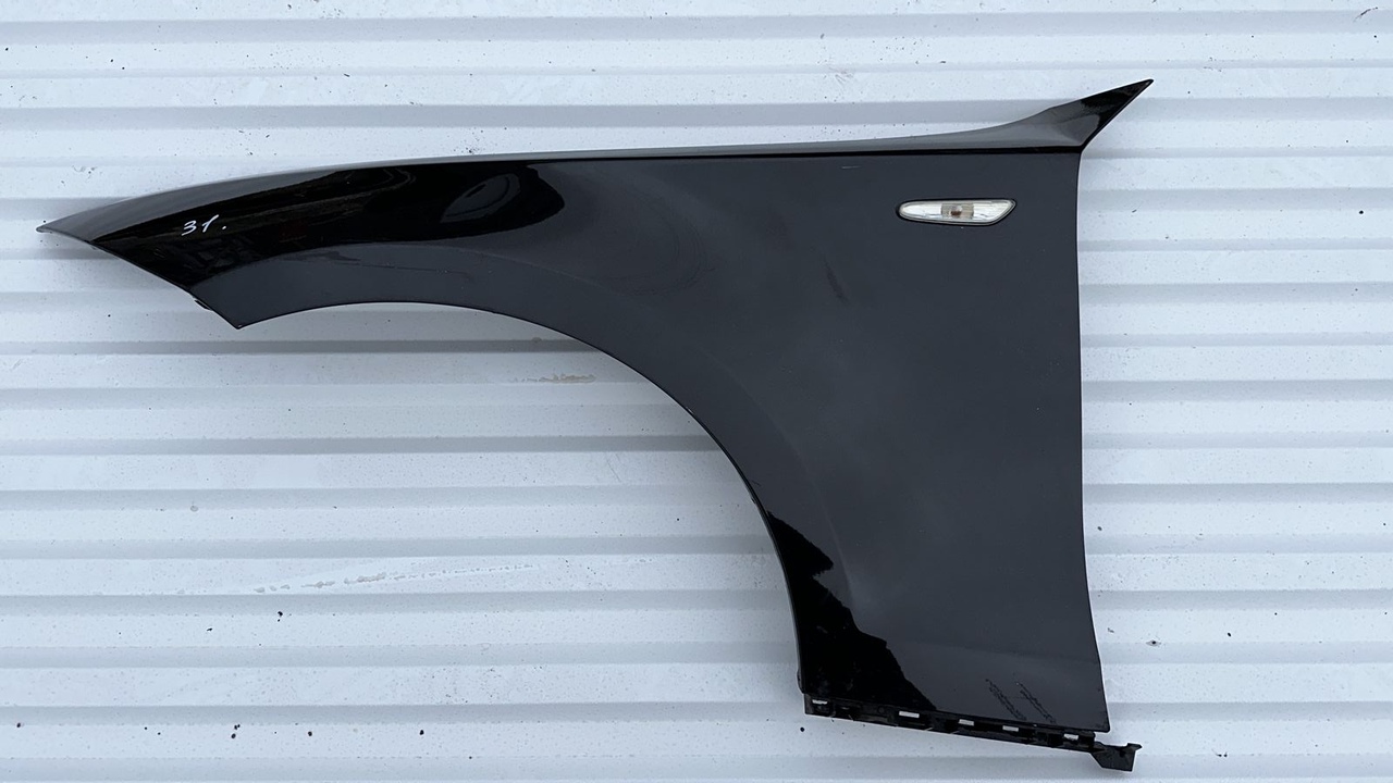 Крыло переднее BMW 1/E87 2004-2011