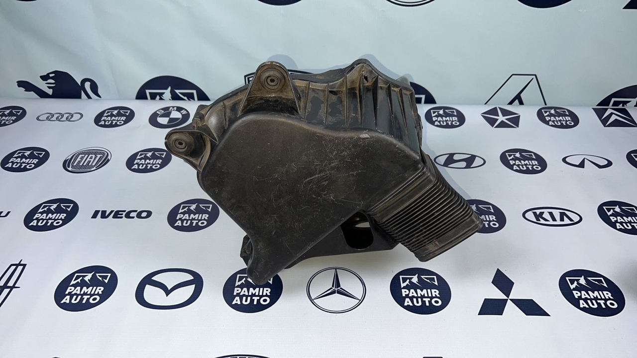 Корпус воздушного фильтра BMW 1/E87 2004-2011