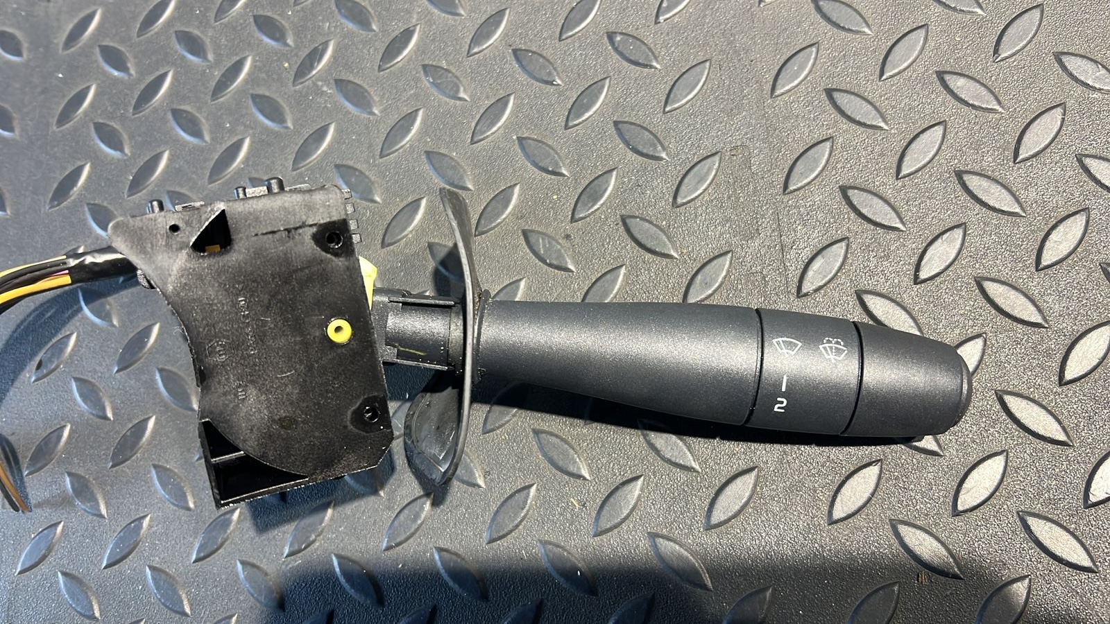 Переключатель стеклоочистителя Renault Logan 2004-2015