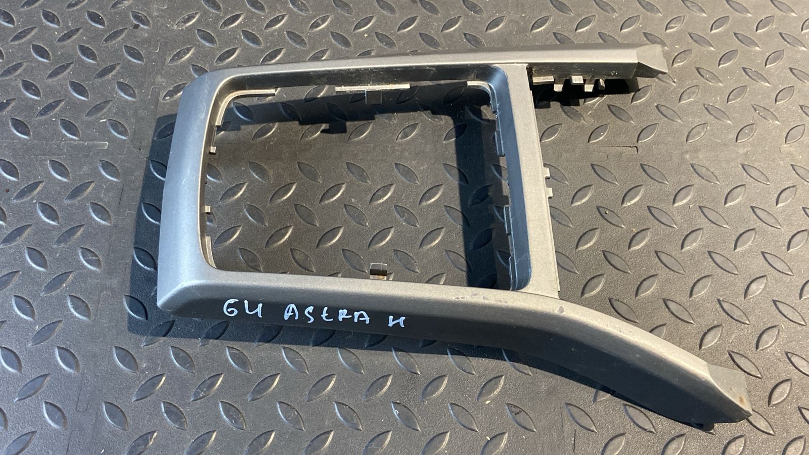 Накладка на кулису МКПП Opel Astra/H 2004-2014