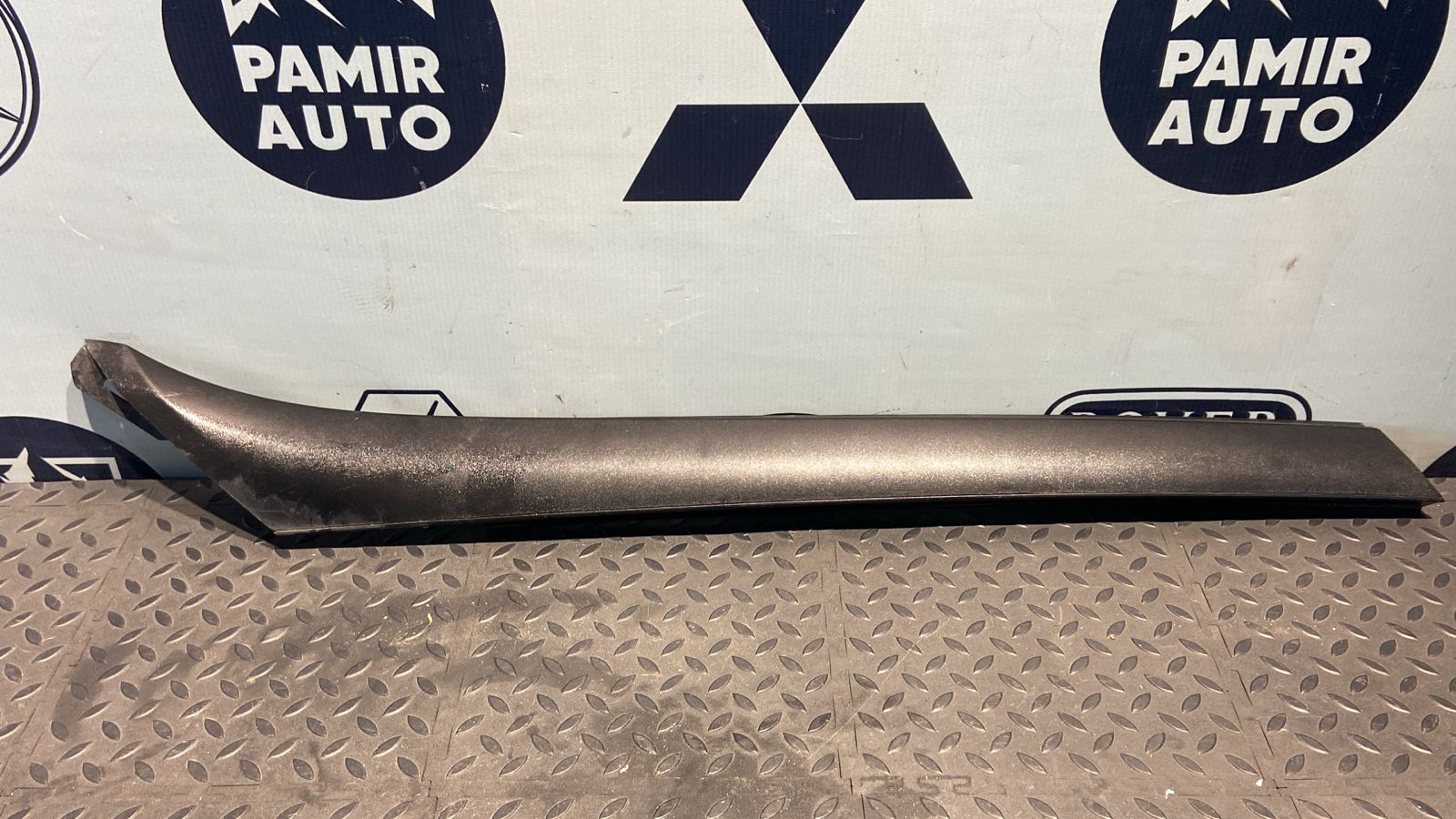 Накладка стойки левая Ford Transit 2006-2013