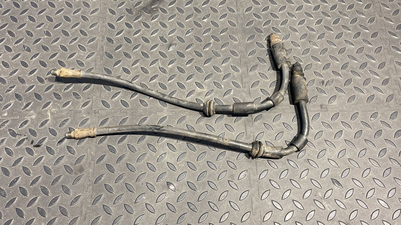 Шланг тормозной передний Ford Mondeo/3 2000-2007