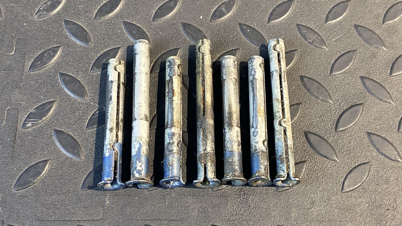 Втулка петли двери Opel Zafira/B 2005-2014