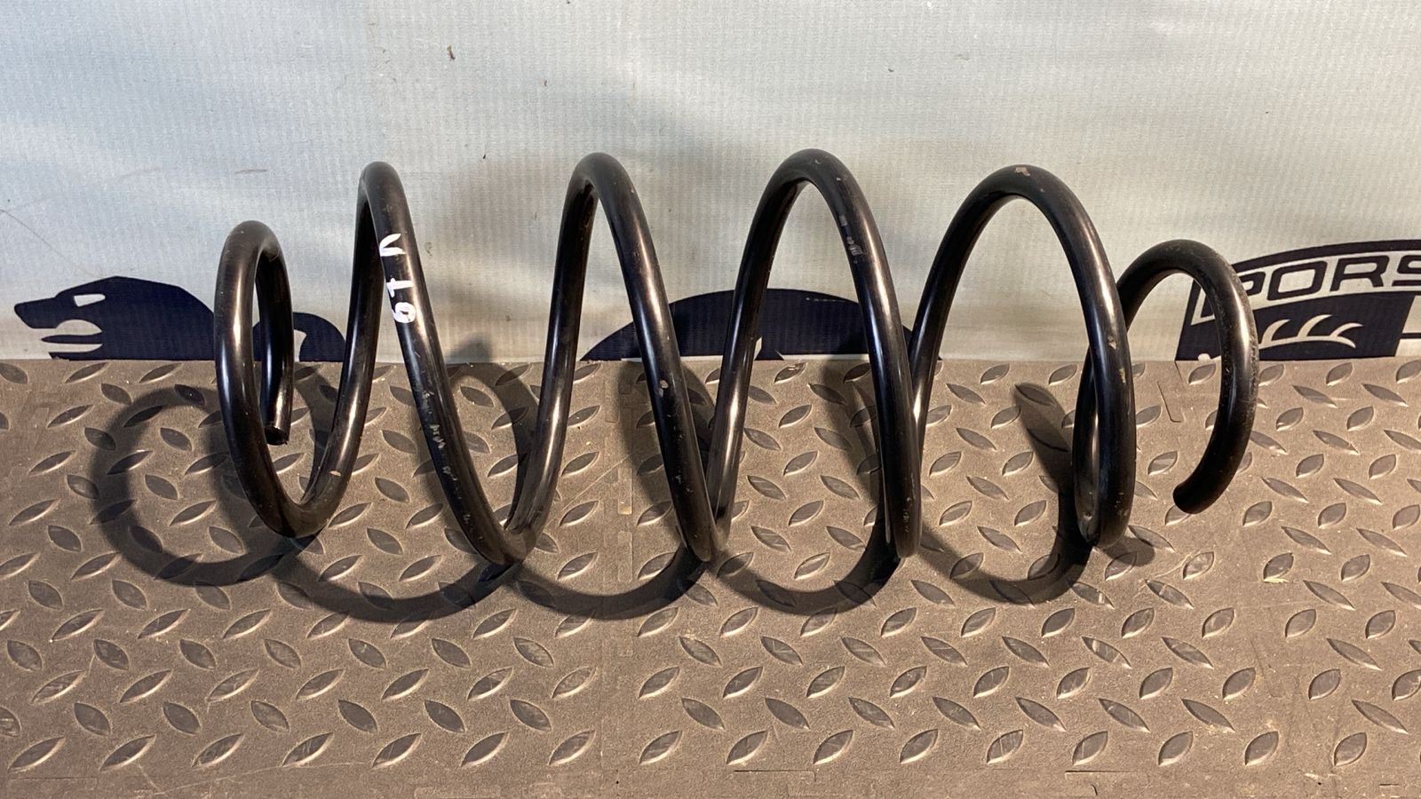 Пружина передняя Ford Mondeo/3 2000-2007