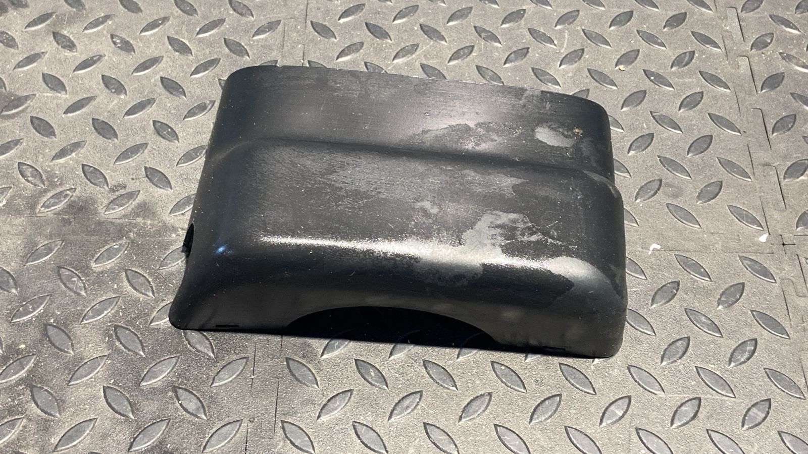 Кожух рулевой колонки верхний Ford Transit 2006-2013