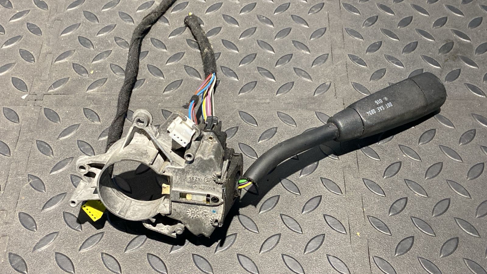 Переключатель подрулевой Mercedes E/W210 1995-2003