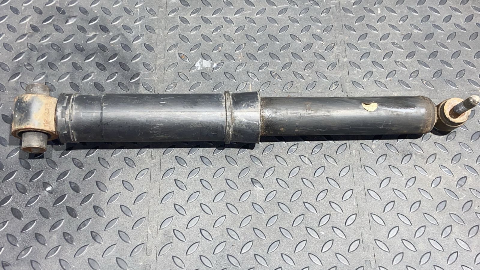 Амортизатор задний Renault Megane/2 2002-2009