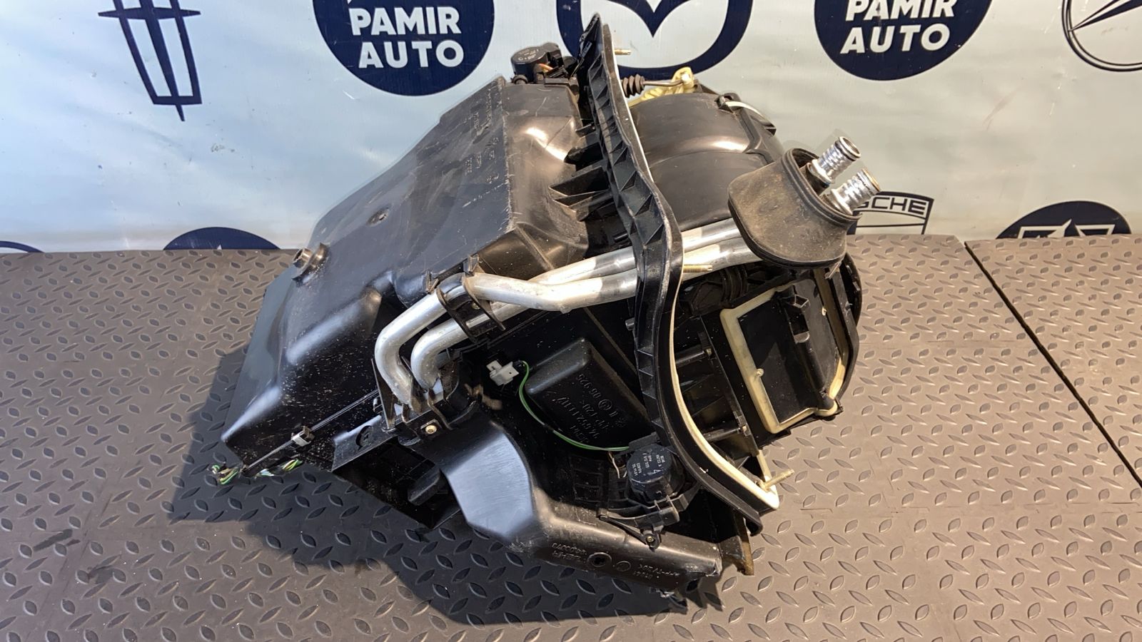 Корпус отопителя (в сборе) BMW 3/E46 1998-2007