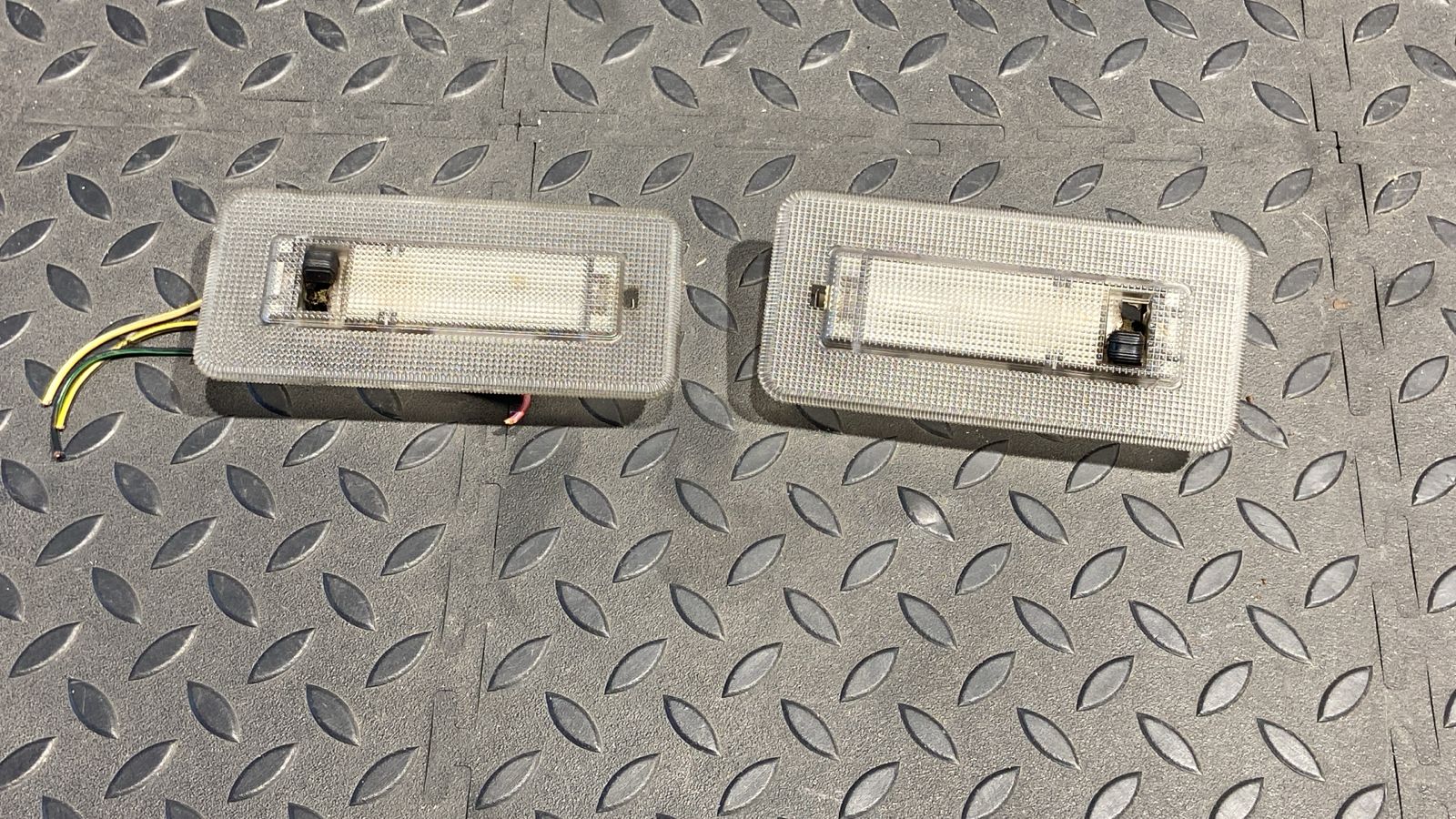 Плафон салонный Ford Transit 2006-2013