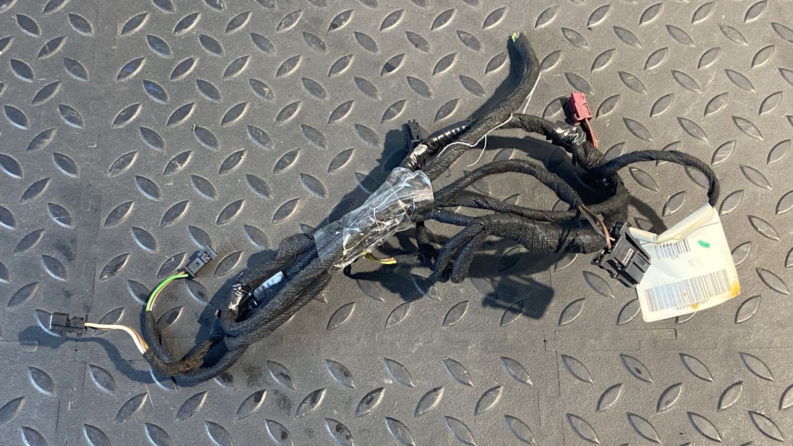 Проводка багажника Mercedes C/W203 2000-2008