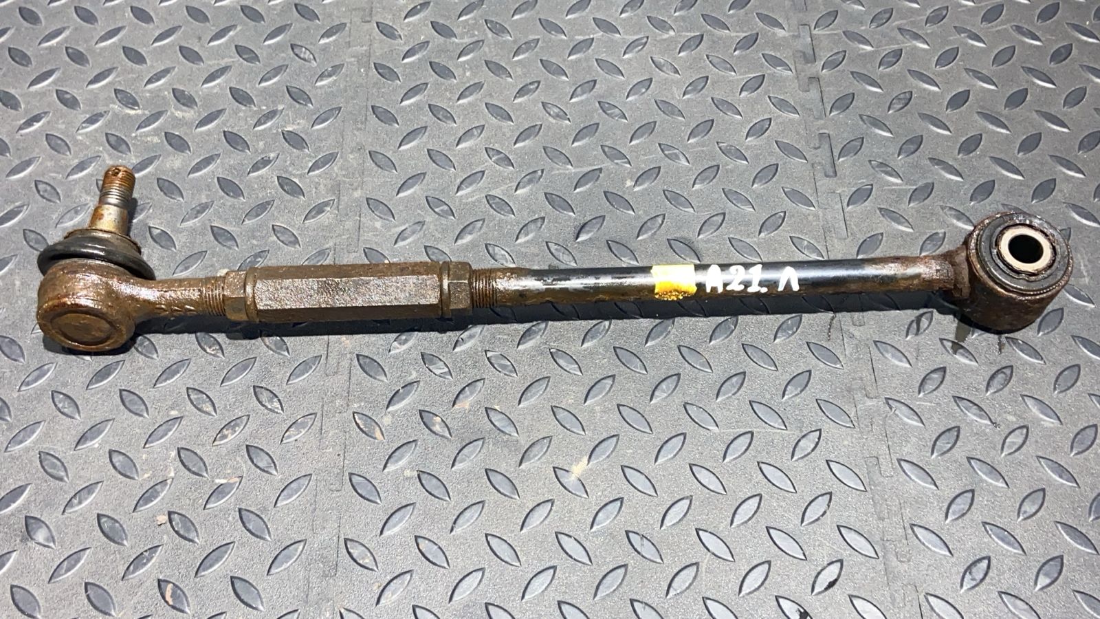 Рычаг задний левый Toyota Avensis/2 2003-2009