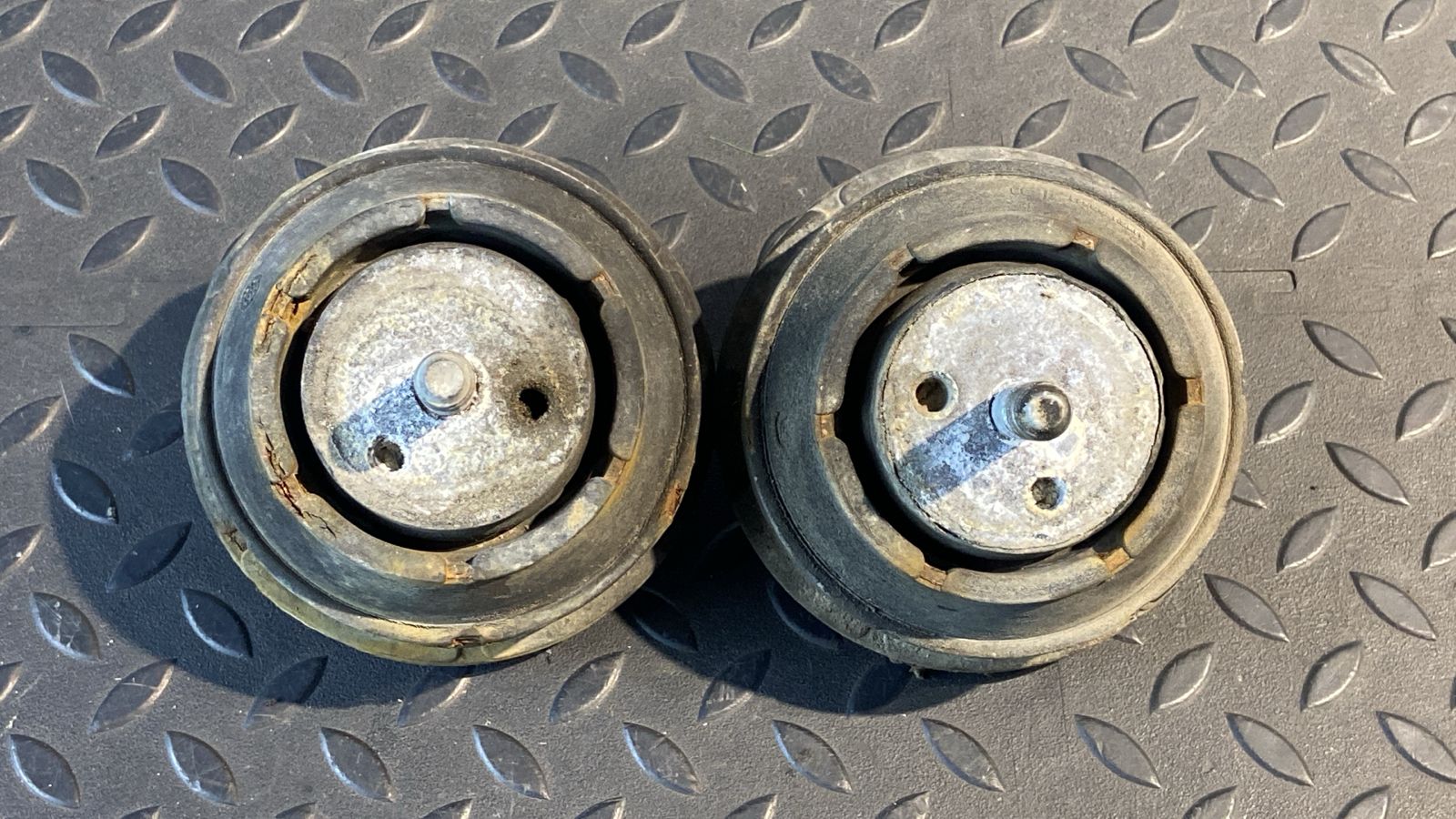 Опора двигателя BMW 3/E46 1998-2007