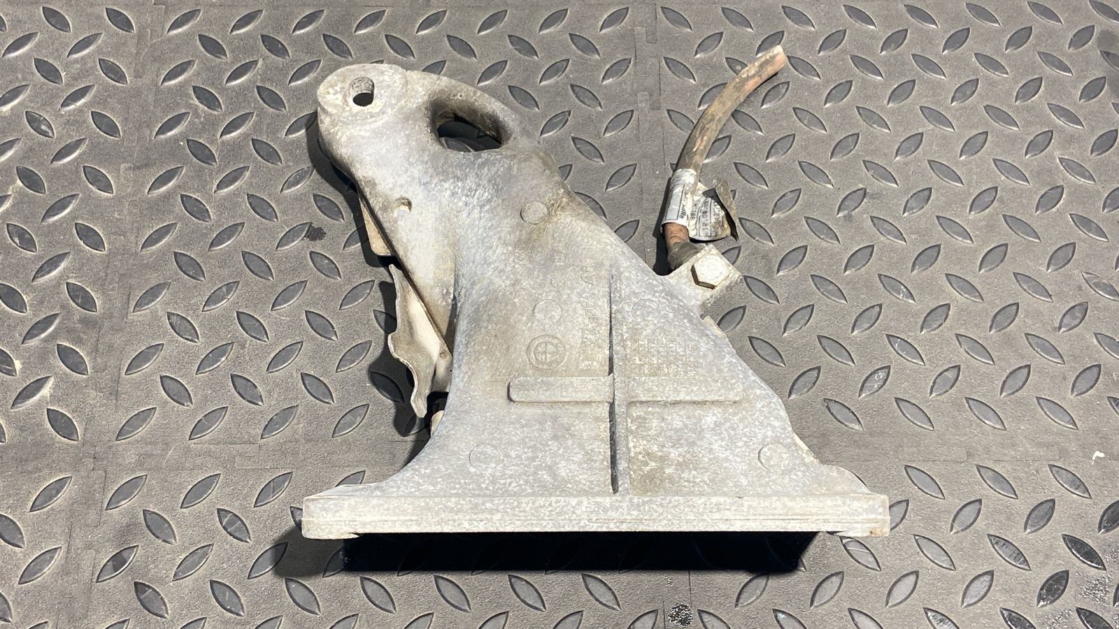 Кронштейн двигателя BMW 3/E46 1998-2007