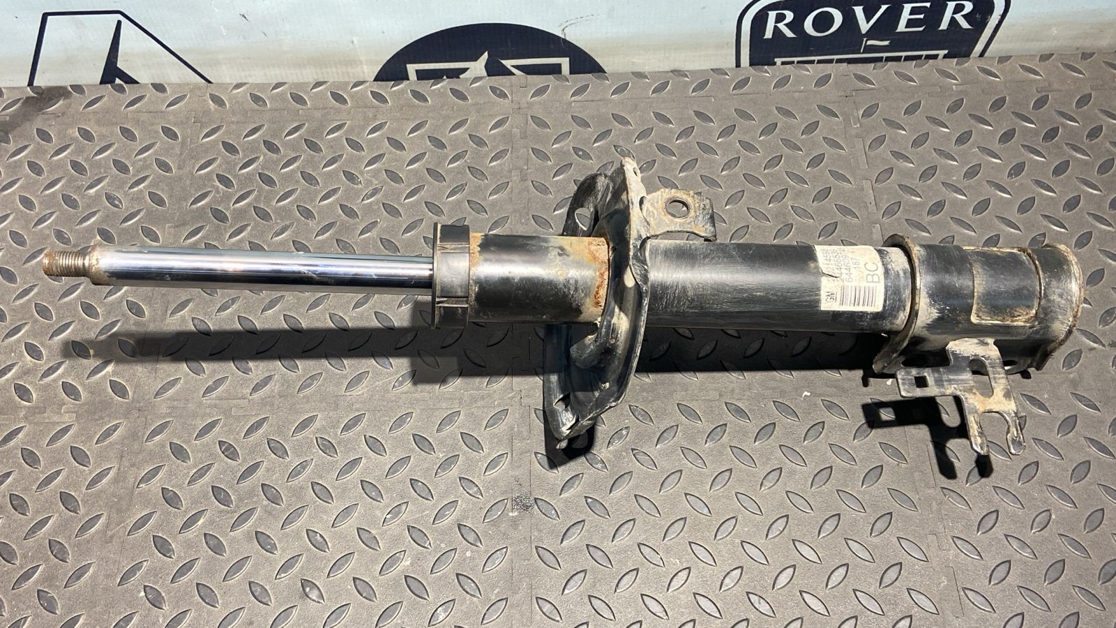 Амортизатор передний правый Opel Astra/H 2004-2014