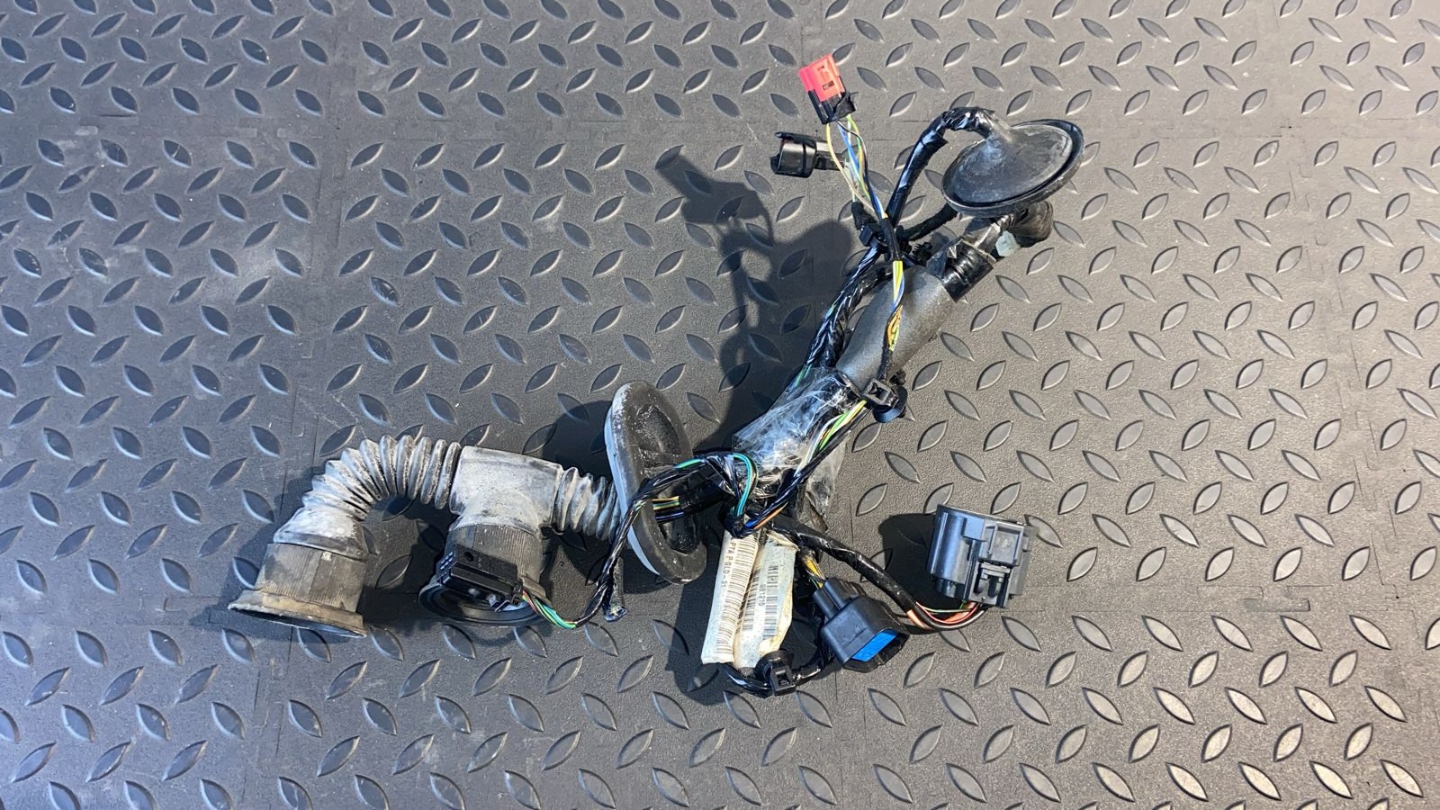 Проводка двери передняя правая Ford Focus 1998-2007