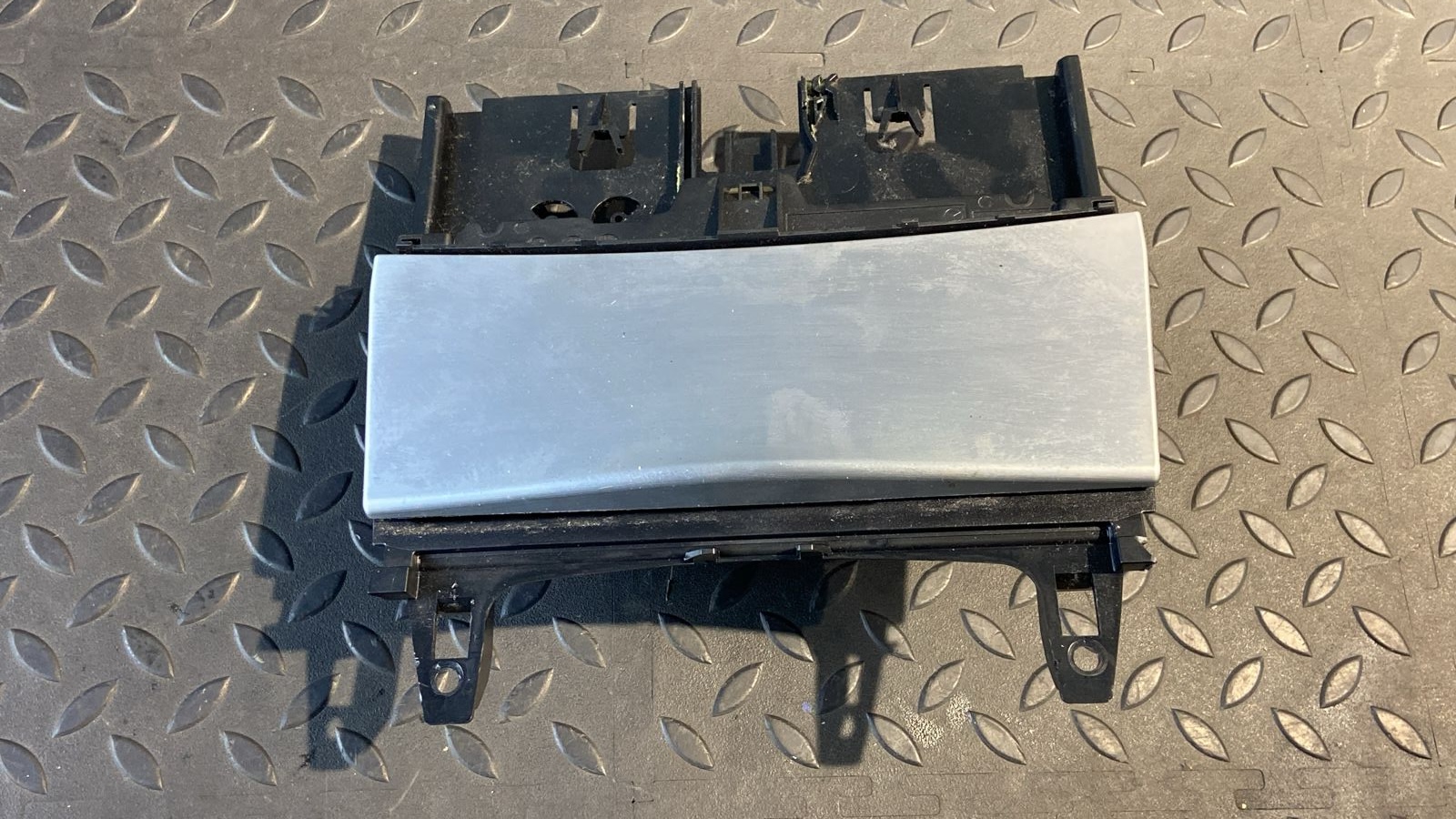 Пепельница Mercedes C/W204 2006-2015