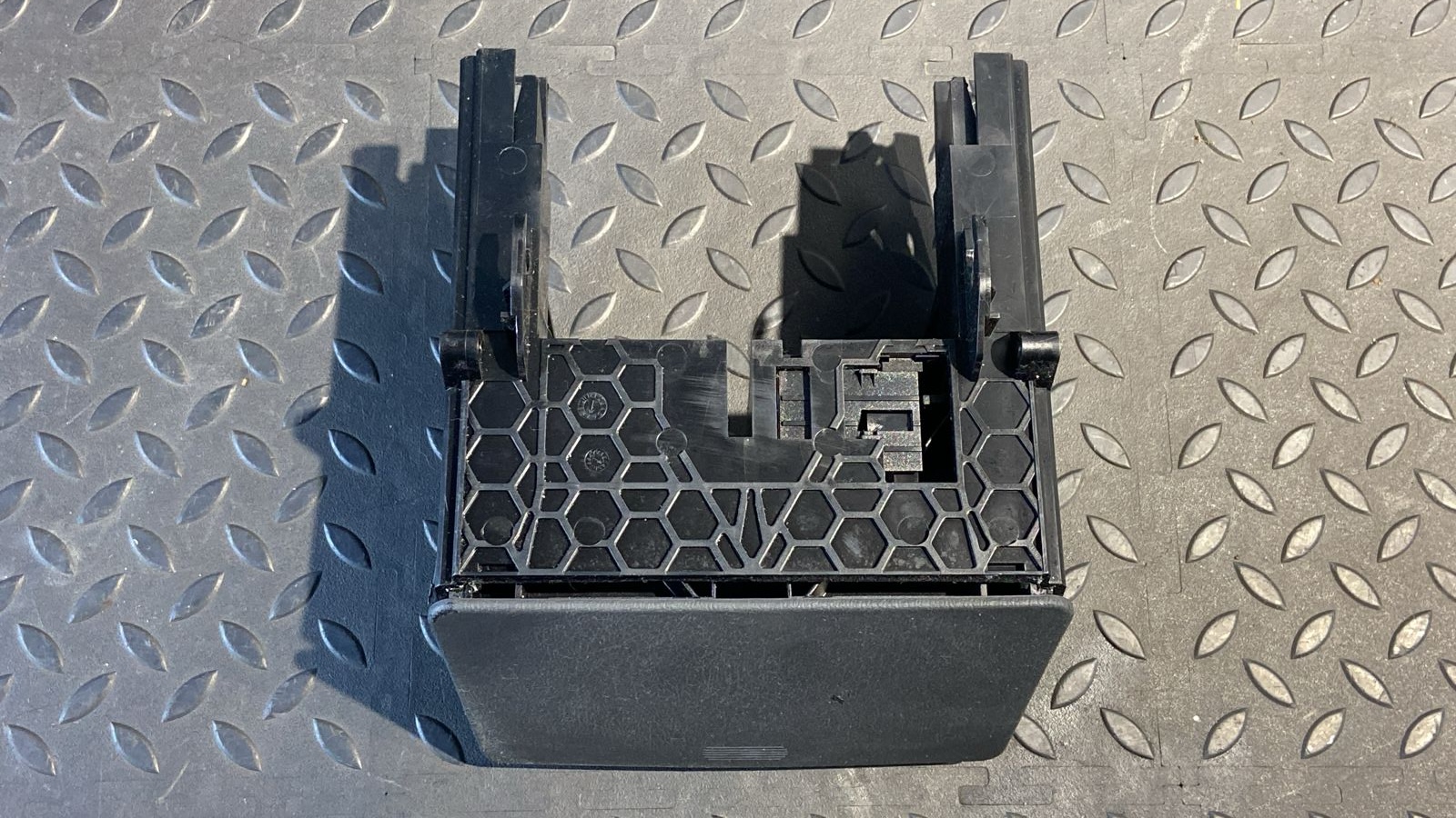 Подстаканник Mercedes M/W163 1997-2005