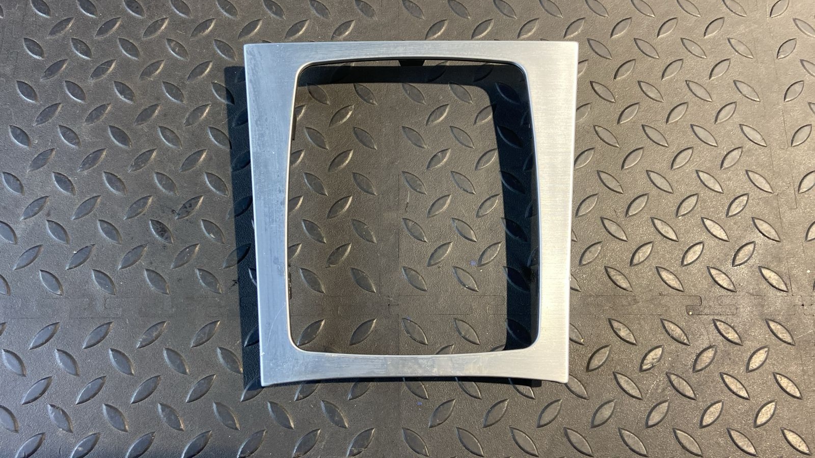 Накладка на кулису АКПП Mercedes C/W204 2006-2015