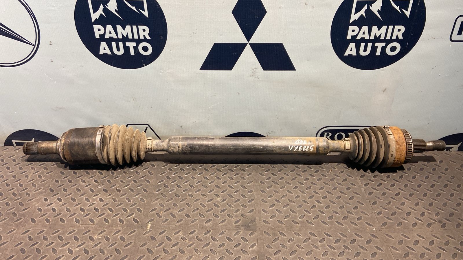 Полуось передняя левая Mercedes M/W163 1997-2005