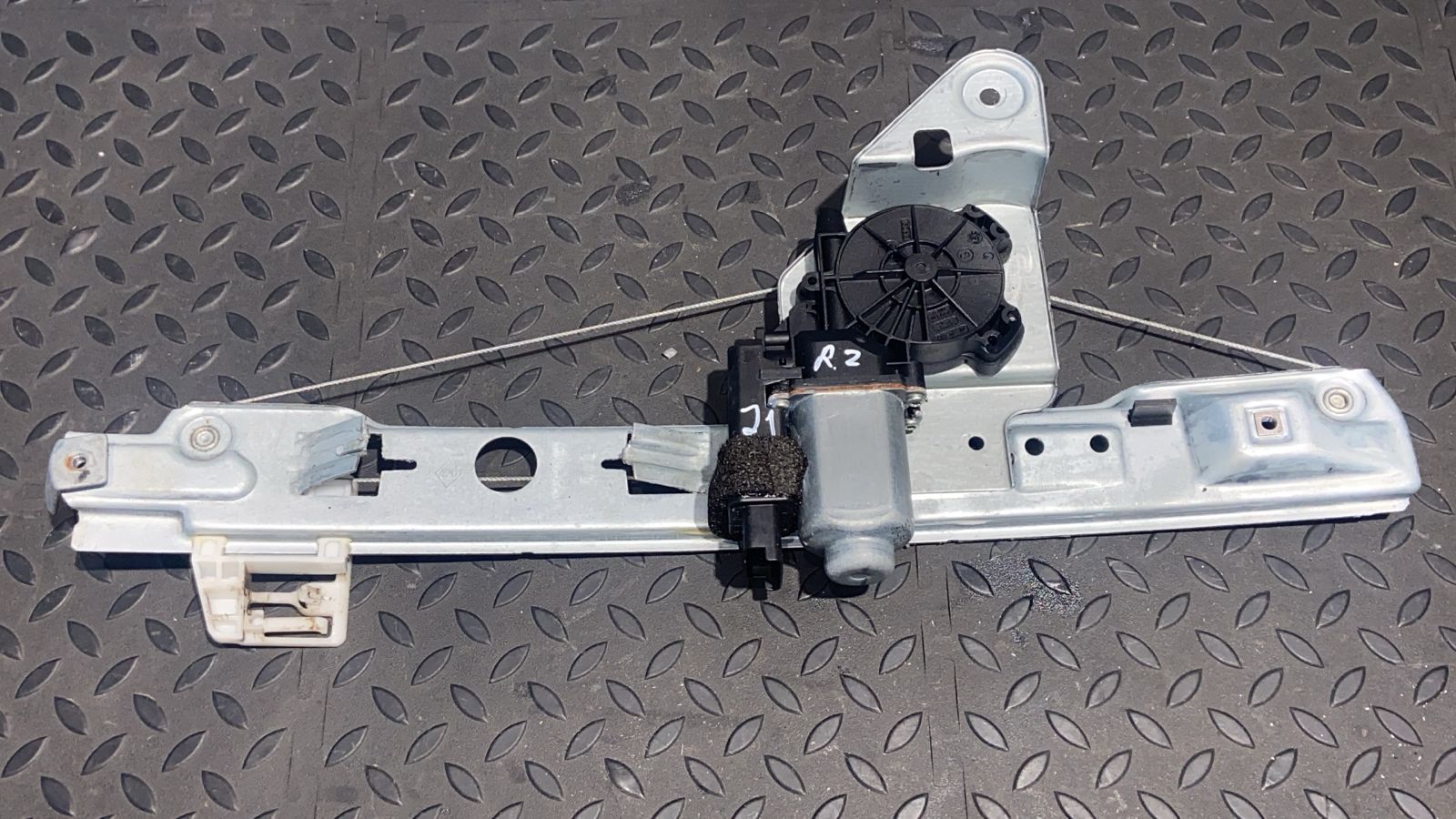 Стеклоподъемник задний правый Renault Megane/2 2002-2009