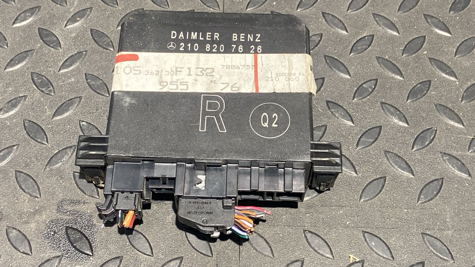 Блок комфорта двери задний правый Mercedes E/W210 1995-2003