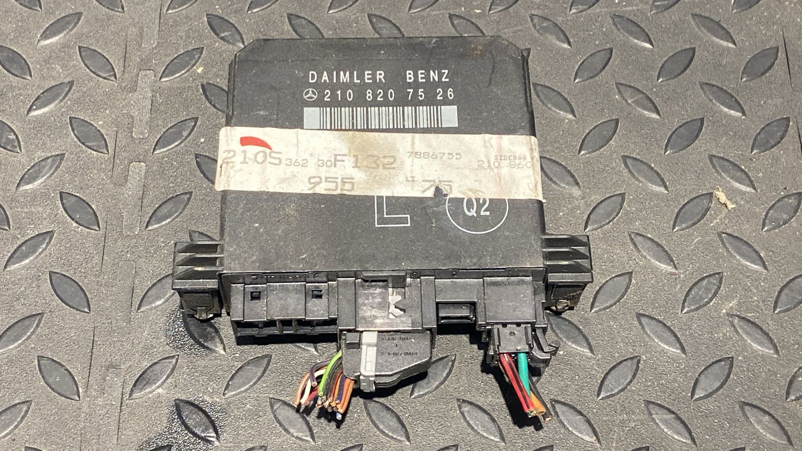 Блок комфорта двери задний левый Mercedes E/W210 1995-2003