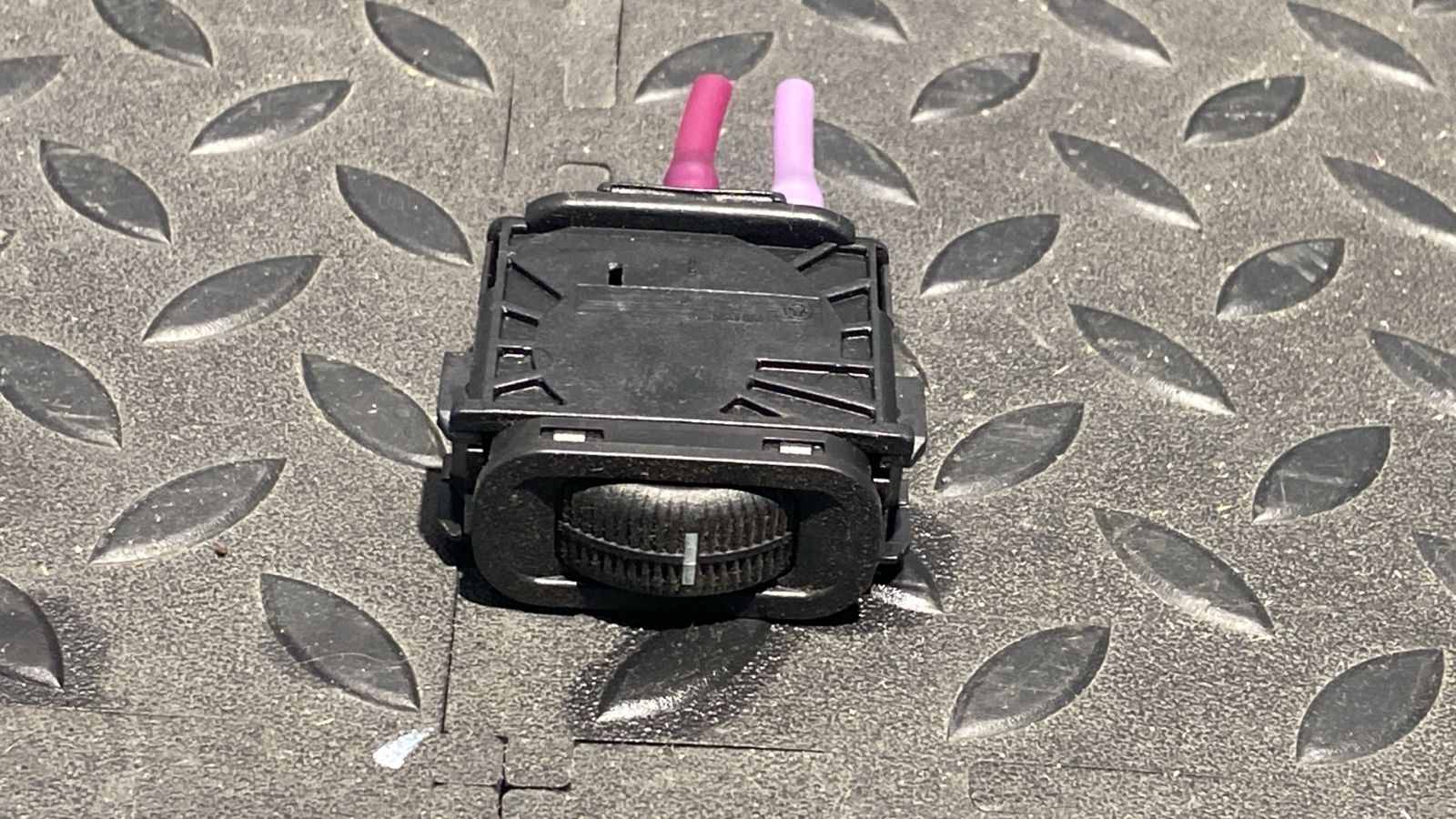 Кнопка корректора фар Mercedes E/W210 1995-2003