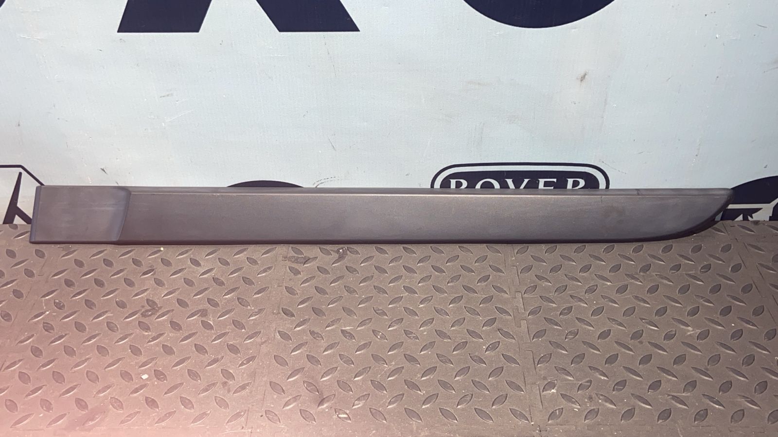 Молдинг двери задний левый Renault Megane/2 2002-2009