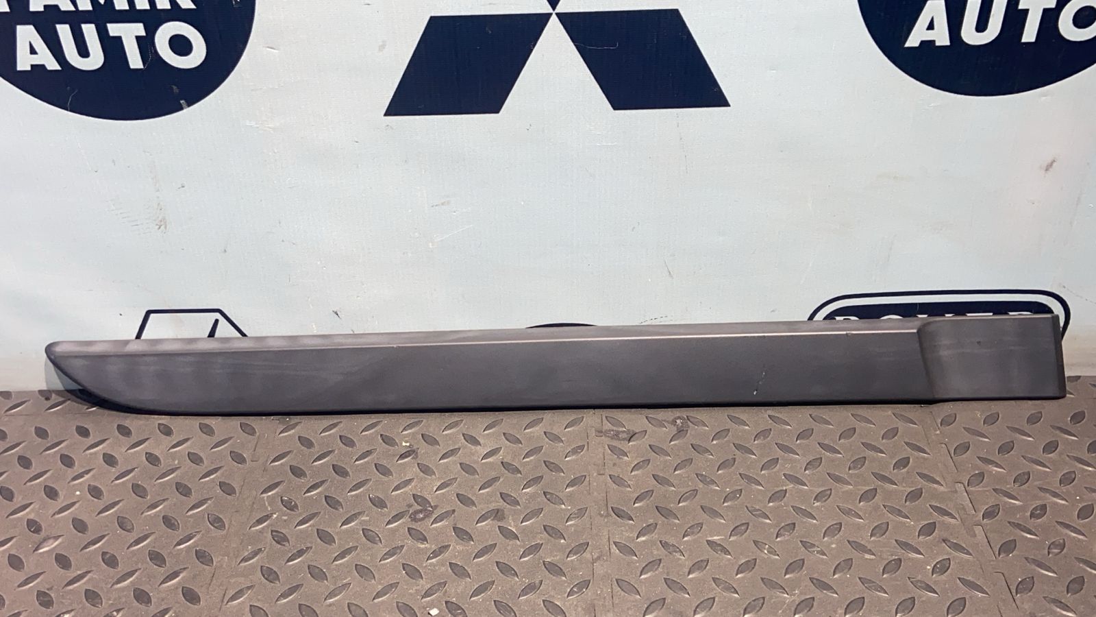 Молдинг двери задний правый Renault Megane/2 2002-2009