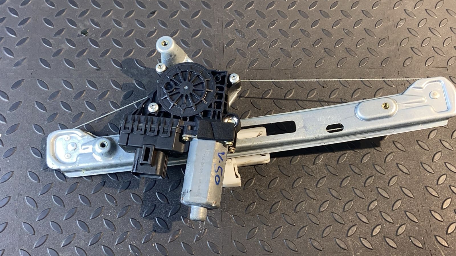 Стеклоподъемник задний правый Ford Focus 1998-2007