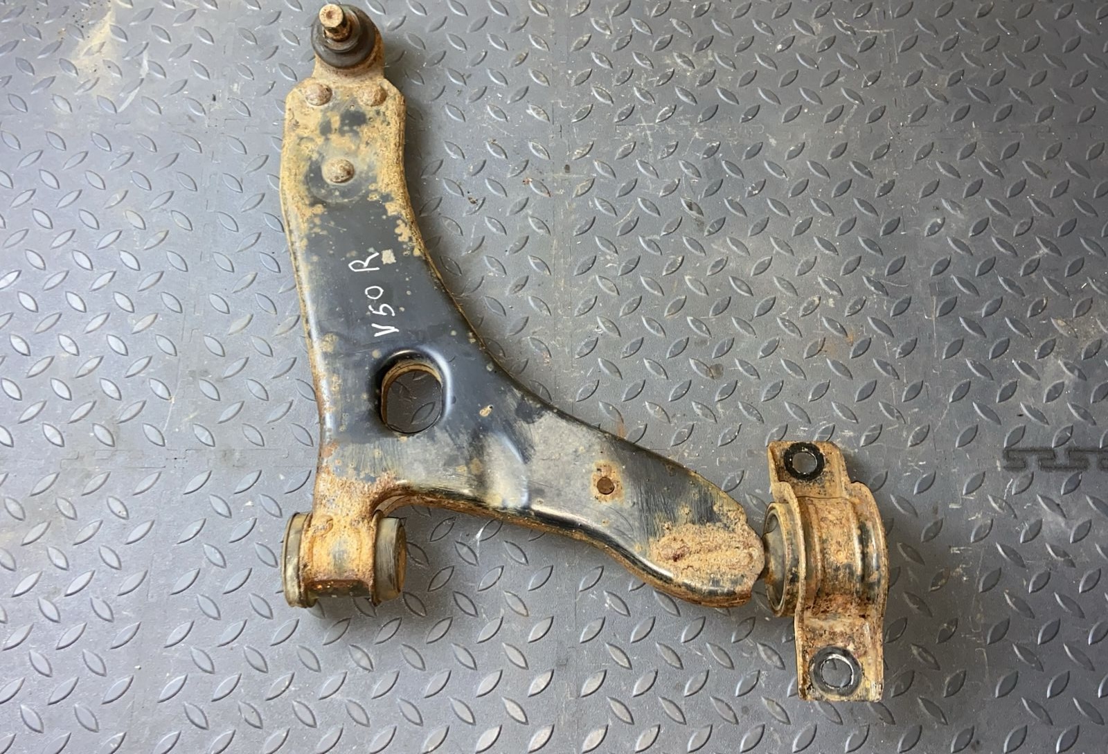 Рычаг передний правый Ford Focus 1998-2007