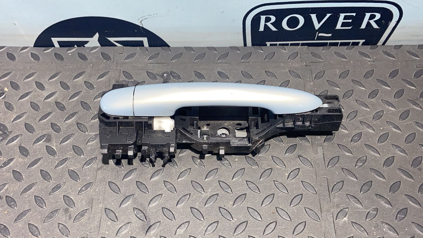 Ручка двери задняя левая Renault Megane/2 2002-2009