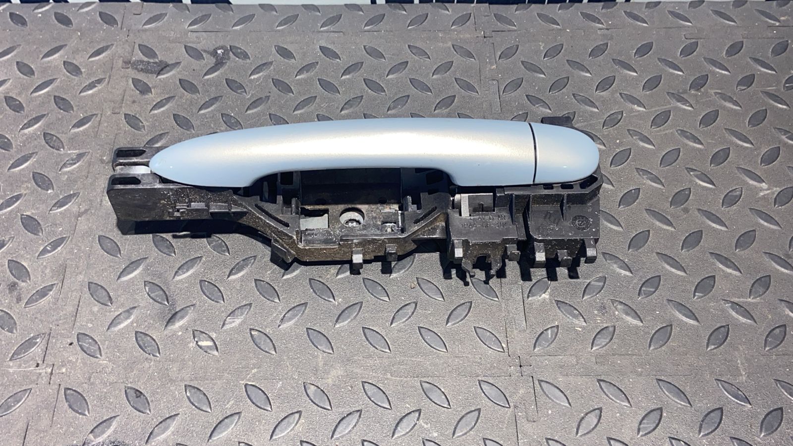 Ручка двери задняя правая Renault Megane/2 2002-2009