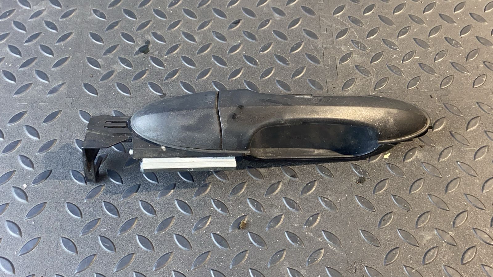 Ручка двери задняя левая Ford Focus 1998-2007