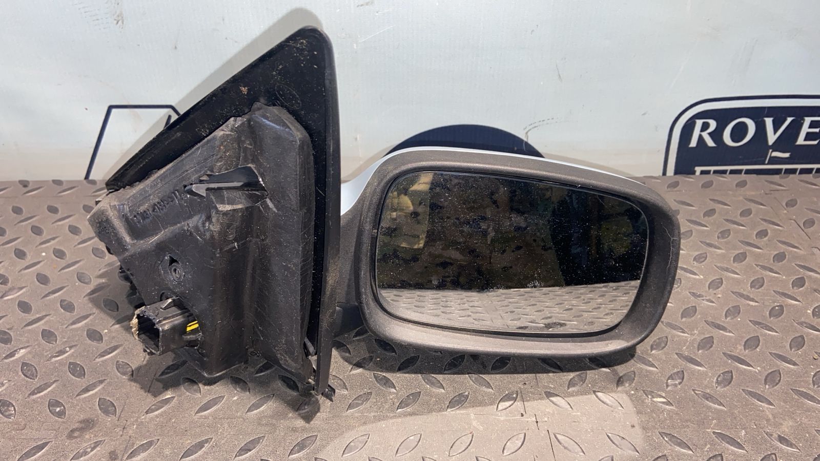 Зеркало правое Renault Megane/2 2002-2009