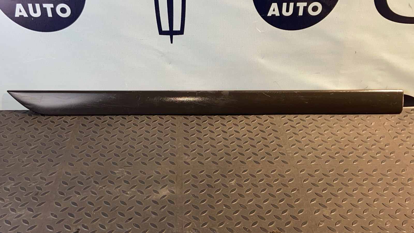 Молдинг двери передний левый Ford Focus 1998-2007